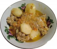 Картошка тушенная с мясом